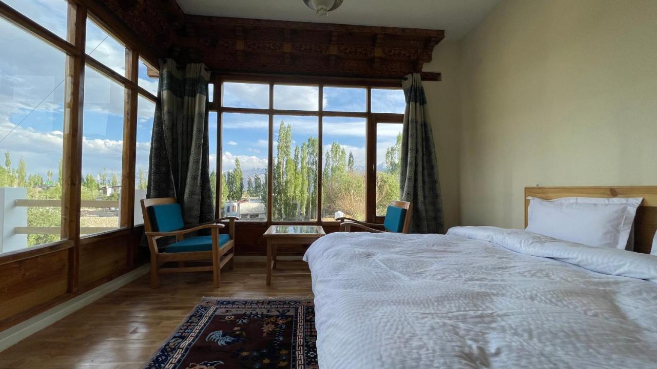 The Willow House Leh Luaran gambar