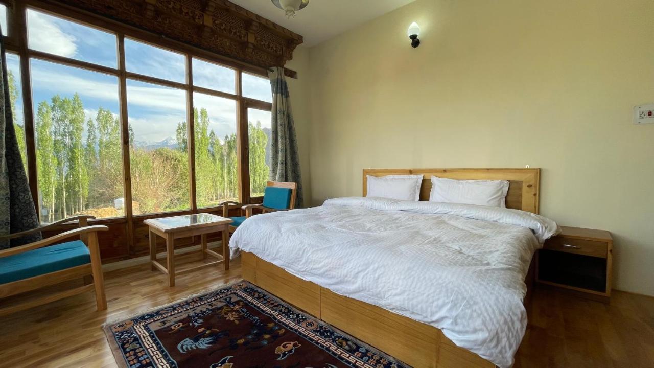 The Willow House Leh Luaran gambar
