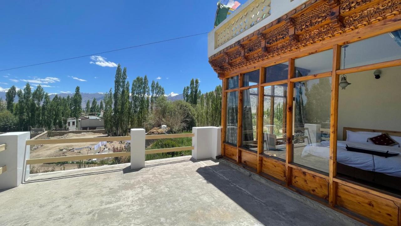 The Willow House Leh Luaran gambar