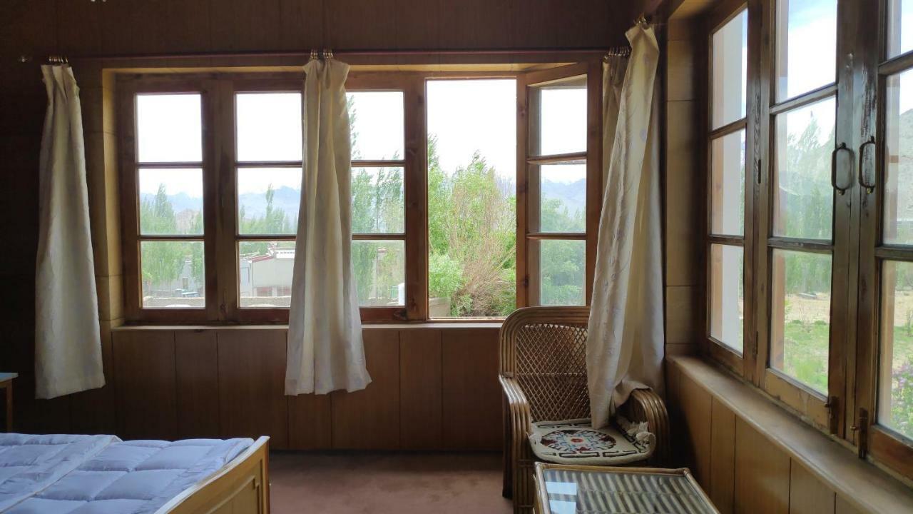 The Willow House Leh Luaran gambar